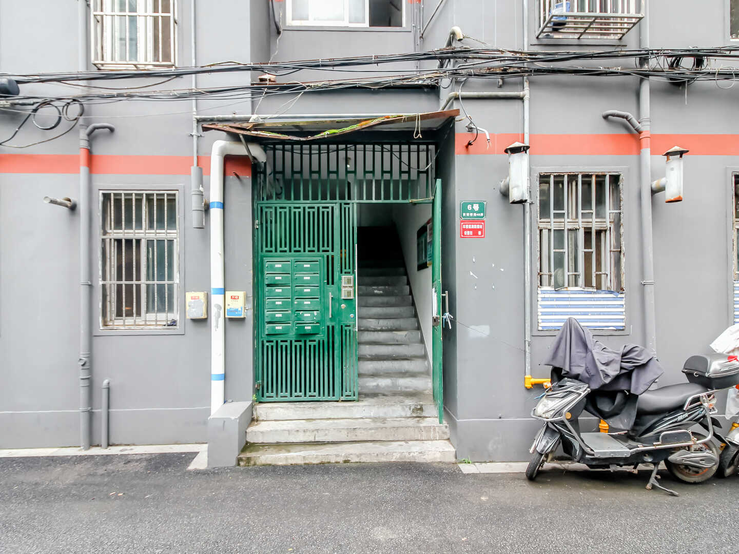 西新桥路46弄