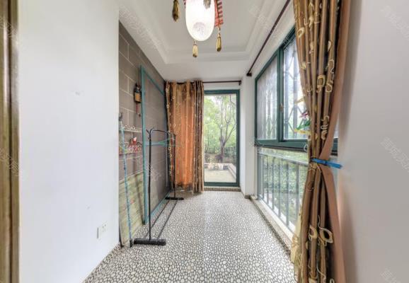 优选房源莱顿小城