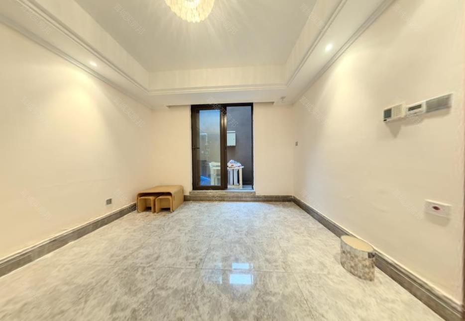 优选房源恒大帝景