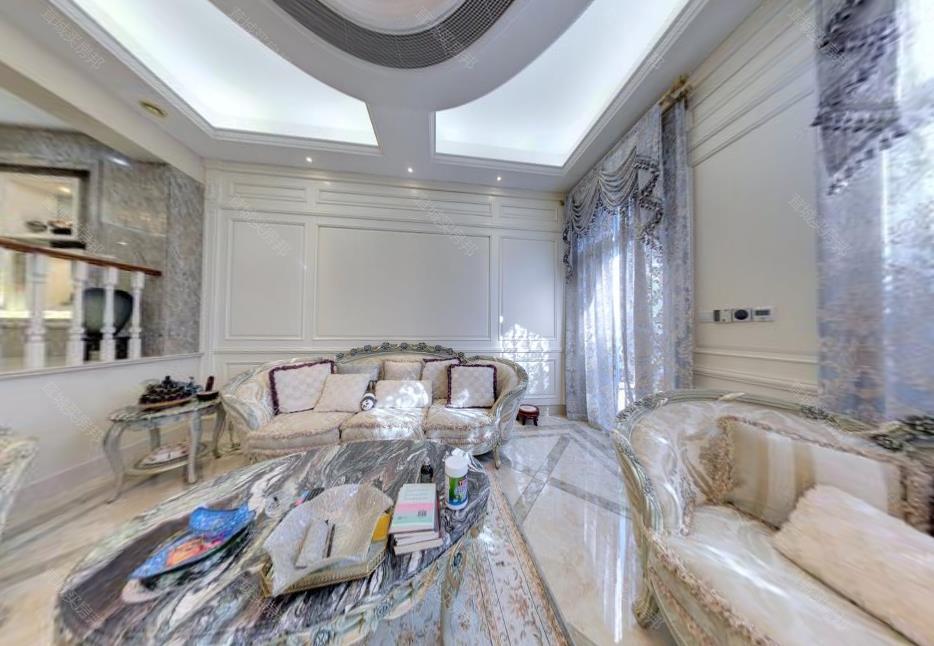 优选房源名仕豪庭(别墅）