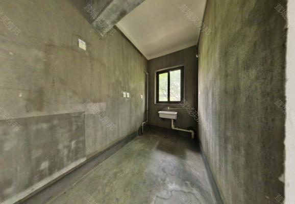 优选房源世茂佘山里