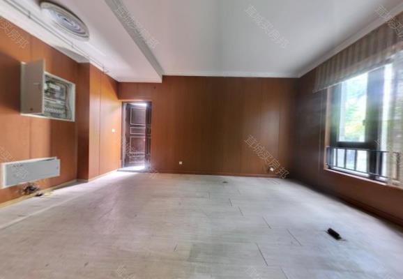 优选房源世茂佘山里