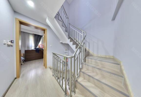 优选房源路劲佘山院子东园