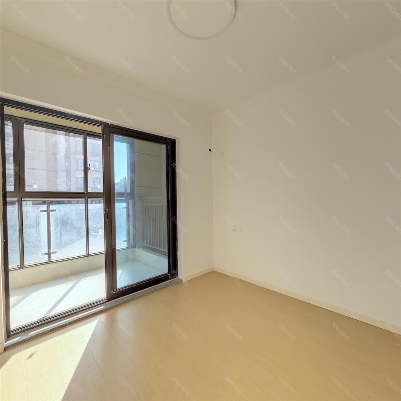 优选房源路劲佘山院子东园