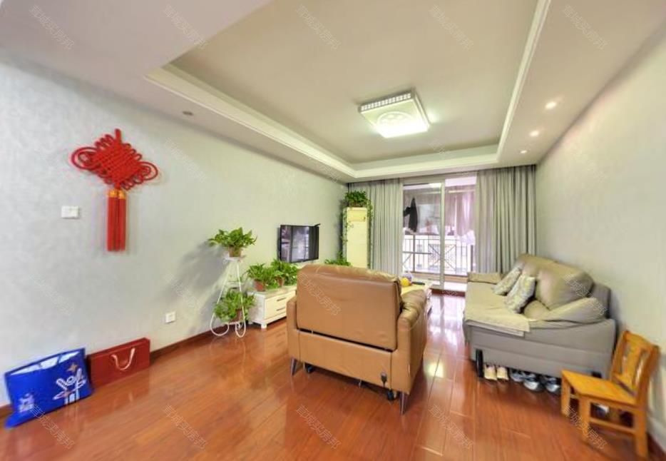 优选房源绿地凯旋宫